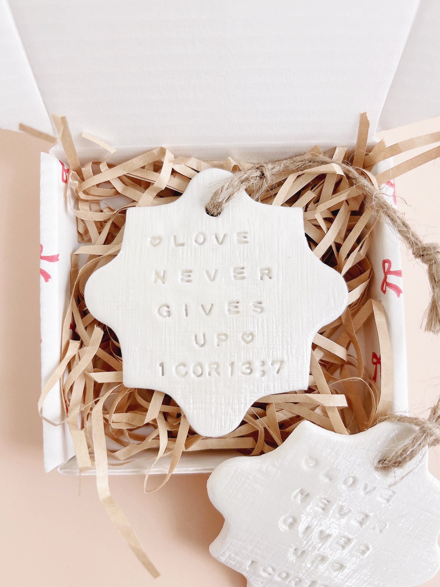 Love Never Gives Up | Love Quote | Bible Verse Gift | Handmade Christian Gift